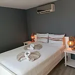 Tepe Hotel *