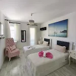 Tepe Hotel