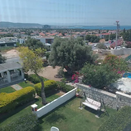 Tepe Hotel