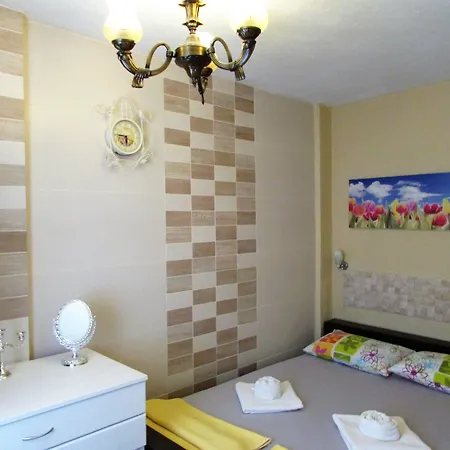 Tepe Hotel *